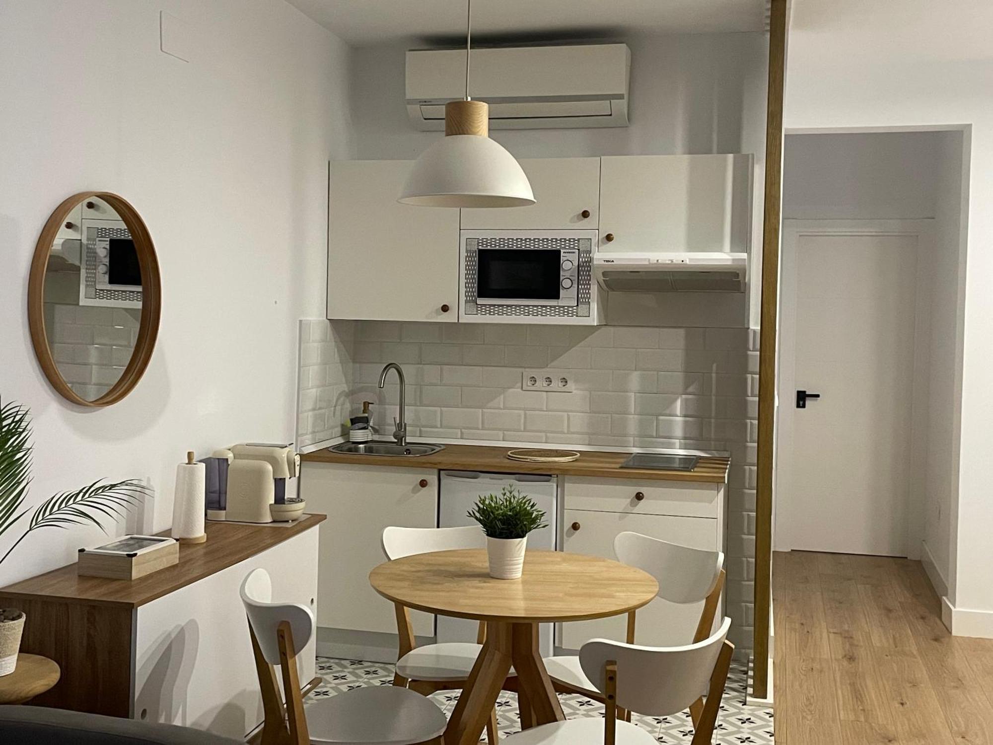 Appartamento Torre De Ambroz Plasencia Esterno foto