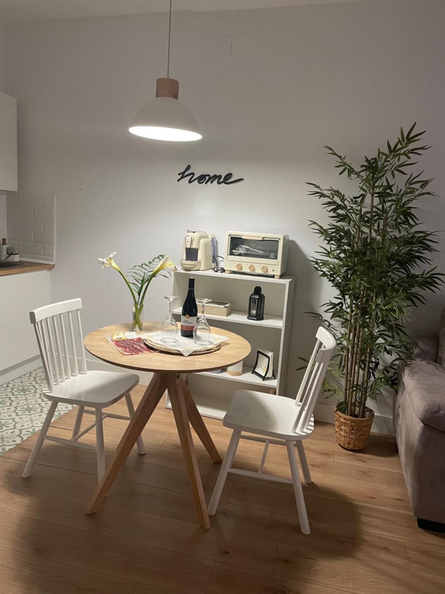 Appartamento Torre De Ambroz Plasencia Esterno foto